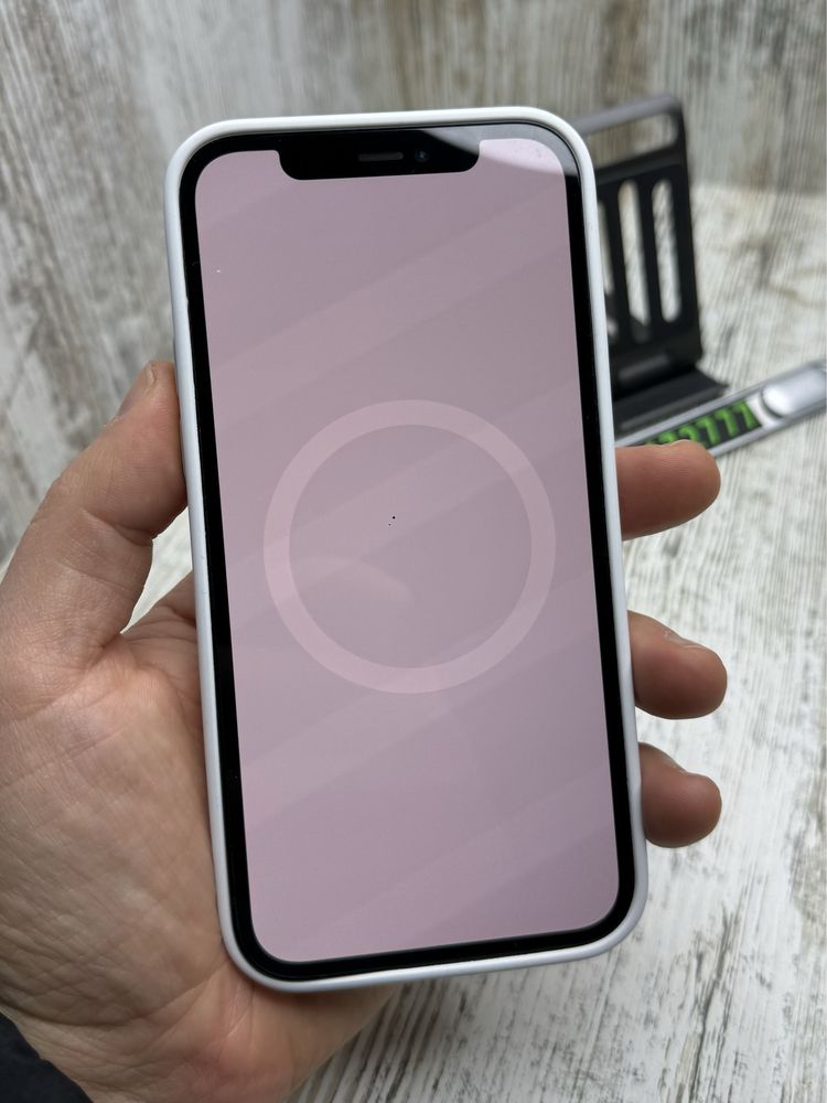 Чехол Silicone Case MagSafe на iPhone 12/ 12 Pro с анимацией