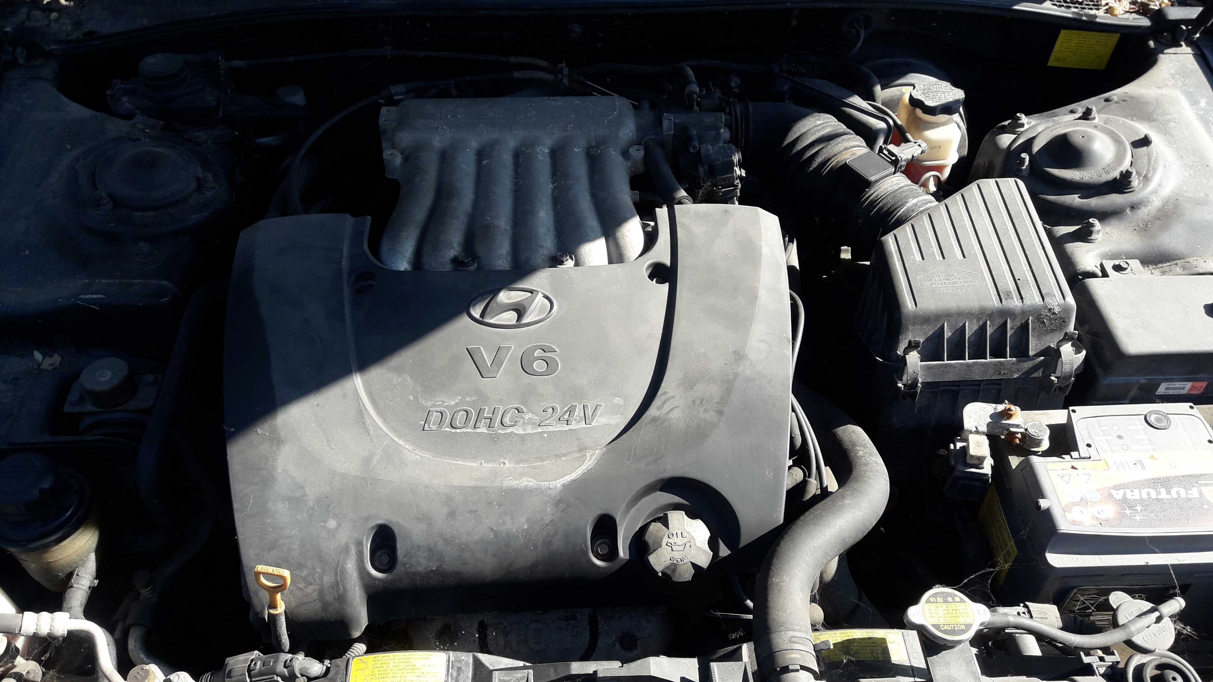 silnik hyundai 2.7 V6 benzyna kompletny  + skrzynia biegów 60000km