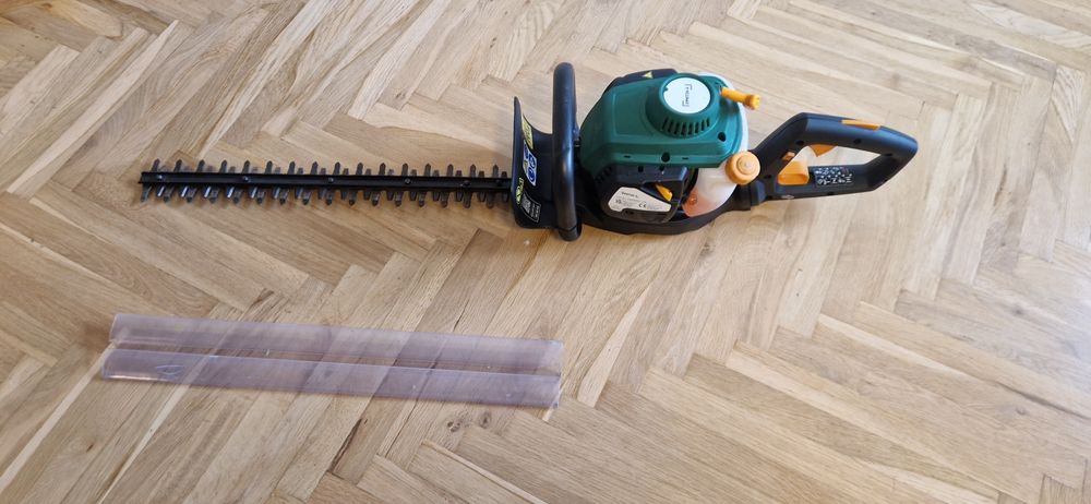 Nożyce spalinowe do żywopłotu