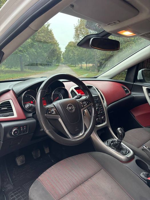 Opel Astra j.1.7 cdti