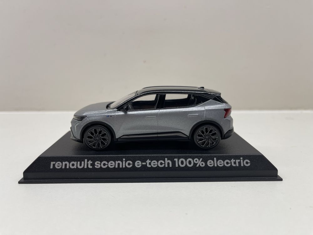 Modelik model miniatura Renault Scenic E-Tech 100% Electric Norev 1:43