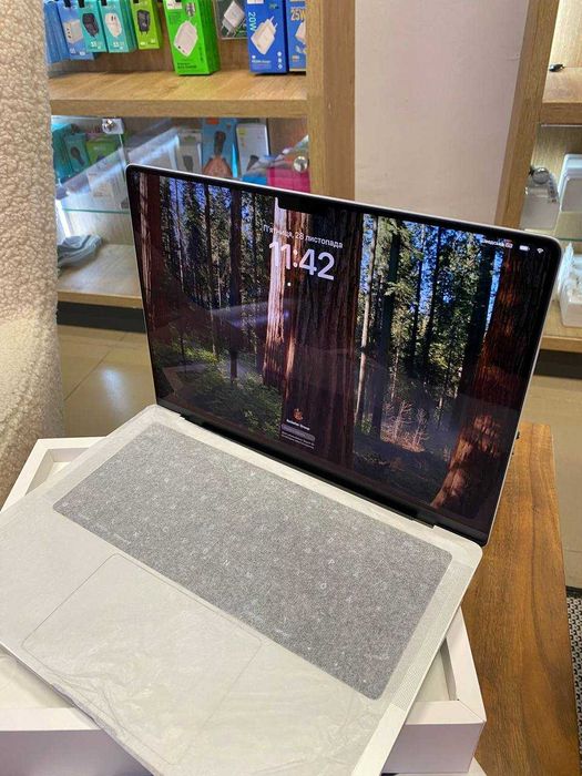 Ноутбук Apple MacBook Pro 14" M3 8/1TB/8CPU/10GPU Silver (MR7K3) 2023