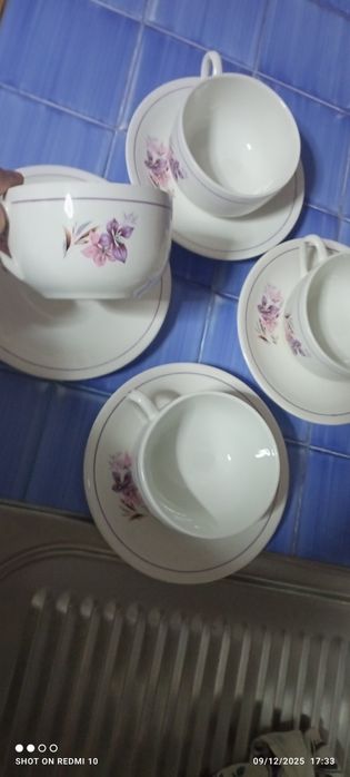 Conjunto 4 chávenas de chá ou almoçadeiras