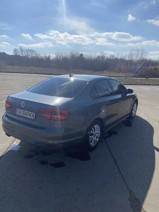 Volkswagen Jetta 2015 автомат 2.0 газ/бензин