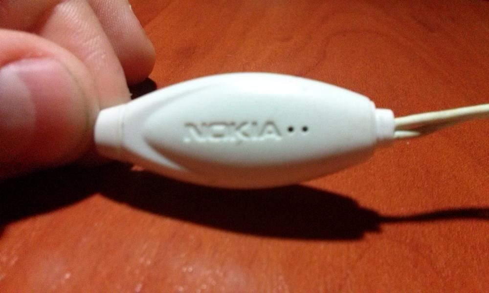 Навушники для телефона Nokia 2.5 мм.