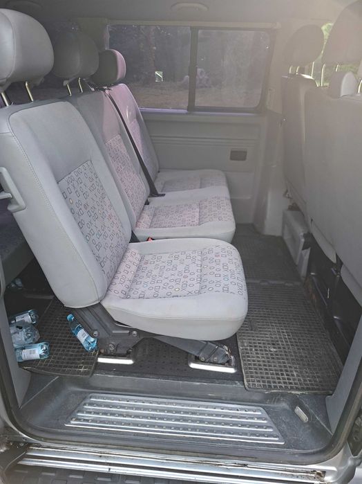 Volkswagen Multivan T5 2005r 2.5TDI Highline