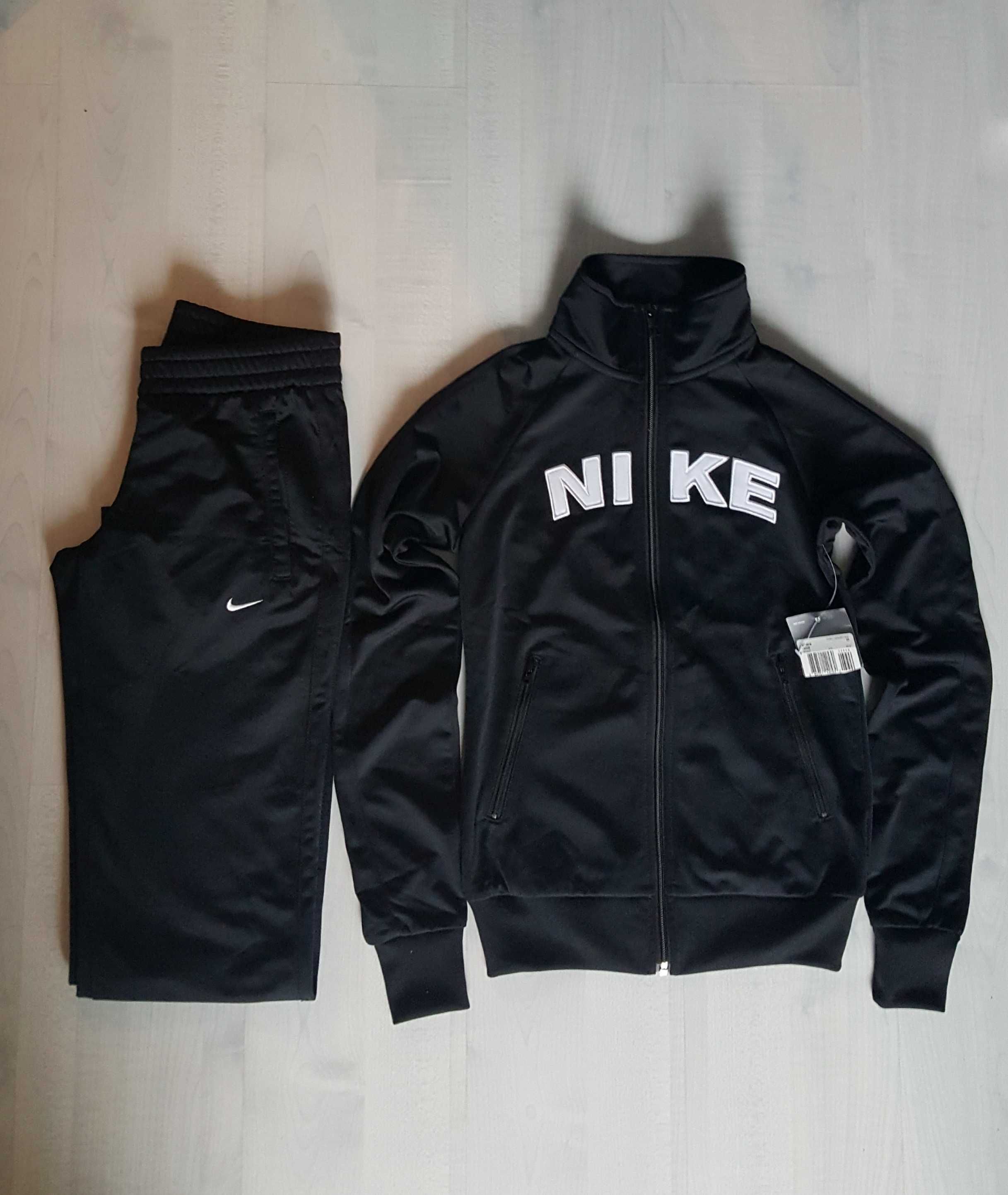 NIKE oryginalny sportowy dres nowy