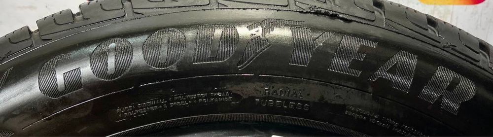 Шины б у 215/60R17 GOODYEAR Ultra Grip Performance зима