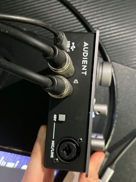 Karta dźwiękowa Audient ID4