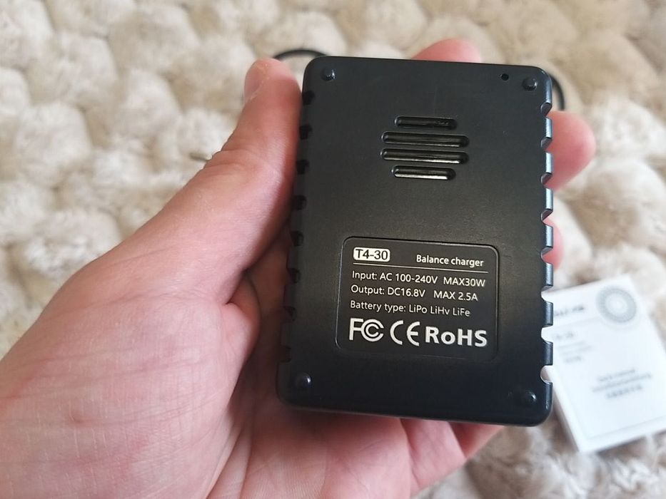 Зарядное устройство BosLi-Po 30 Вт 2.5 А для LiPo LiHv LiFe 1-4S 1032
