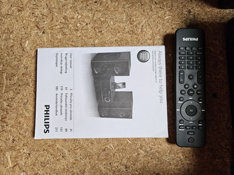 Wieża Philips DCD3020/58 DVD USB Radio FM  używana