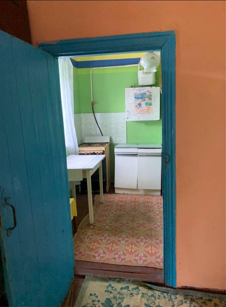Продається будинок з присадибною ділянкою