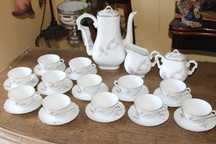 Serviço de café em porcelana da Vista Alegre com 12 chávenas