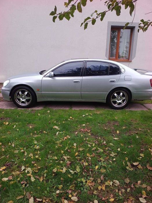 Продам лексус GS300