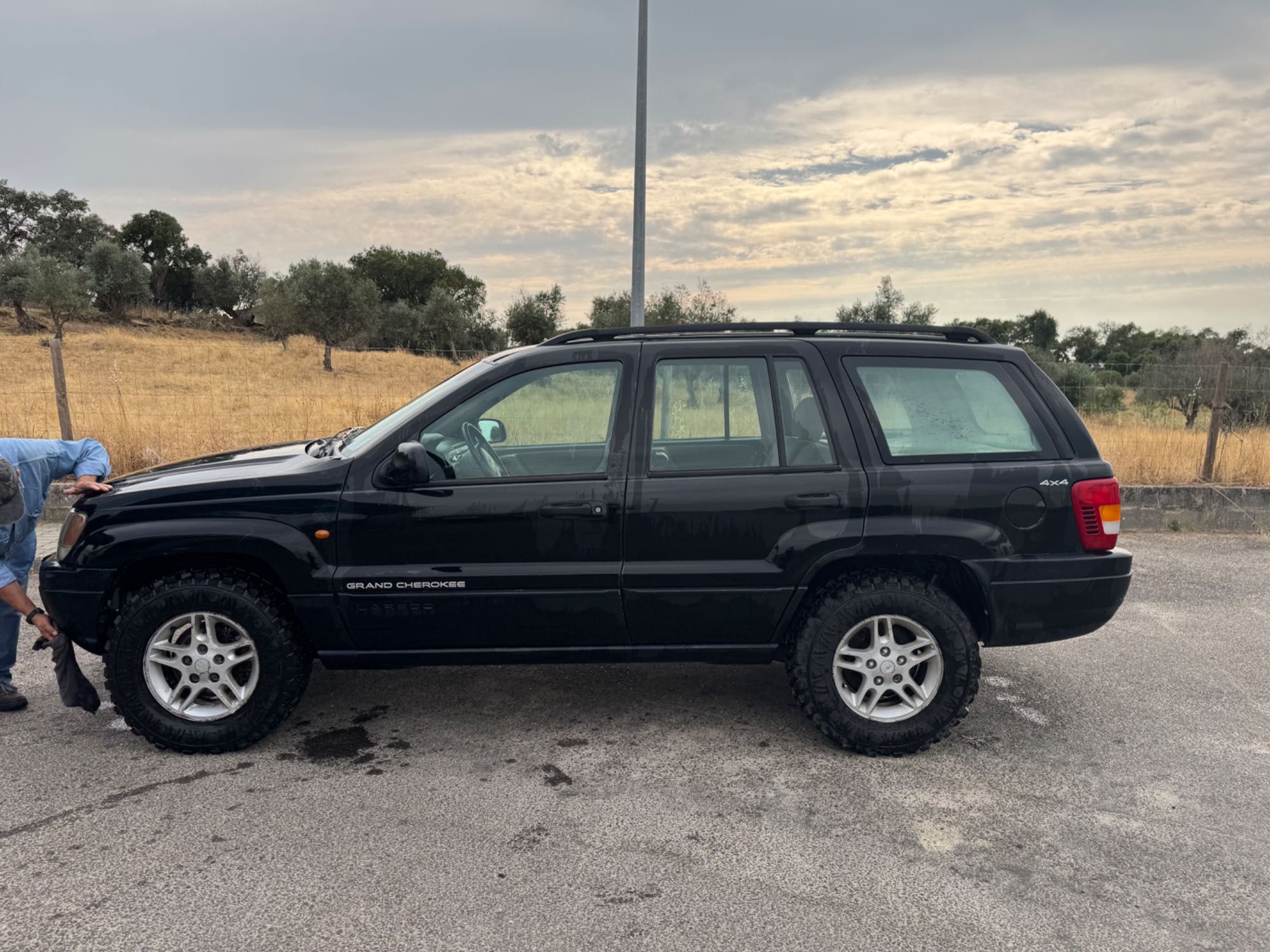 Jeep Grand Cherokee Laredo 3.1 TD 4x4 – AVARIADO