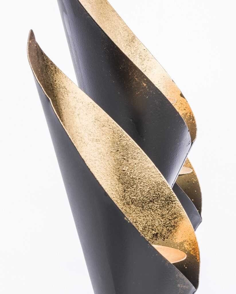 świecznik potrójny metalowy czarno-złoty 55 cm