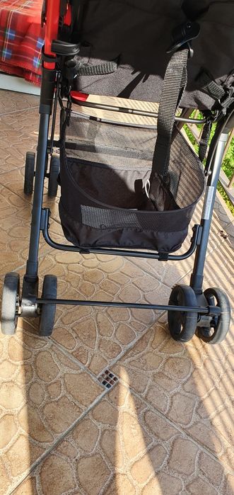 Chicco wózek spacerowy superlekki