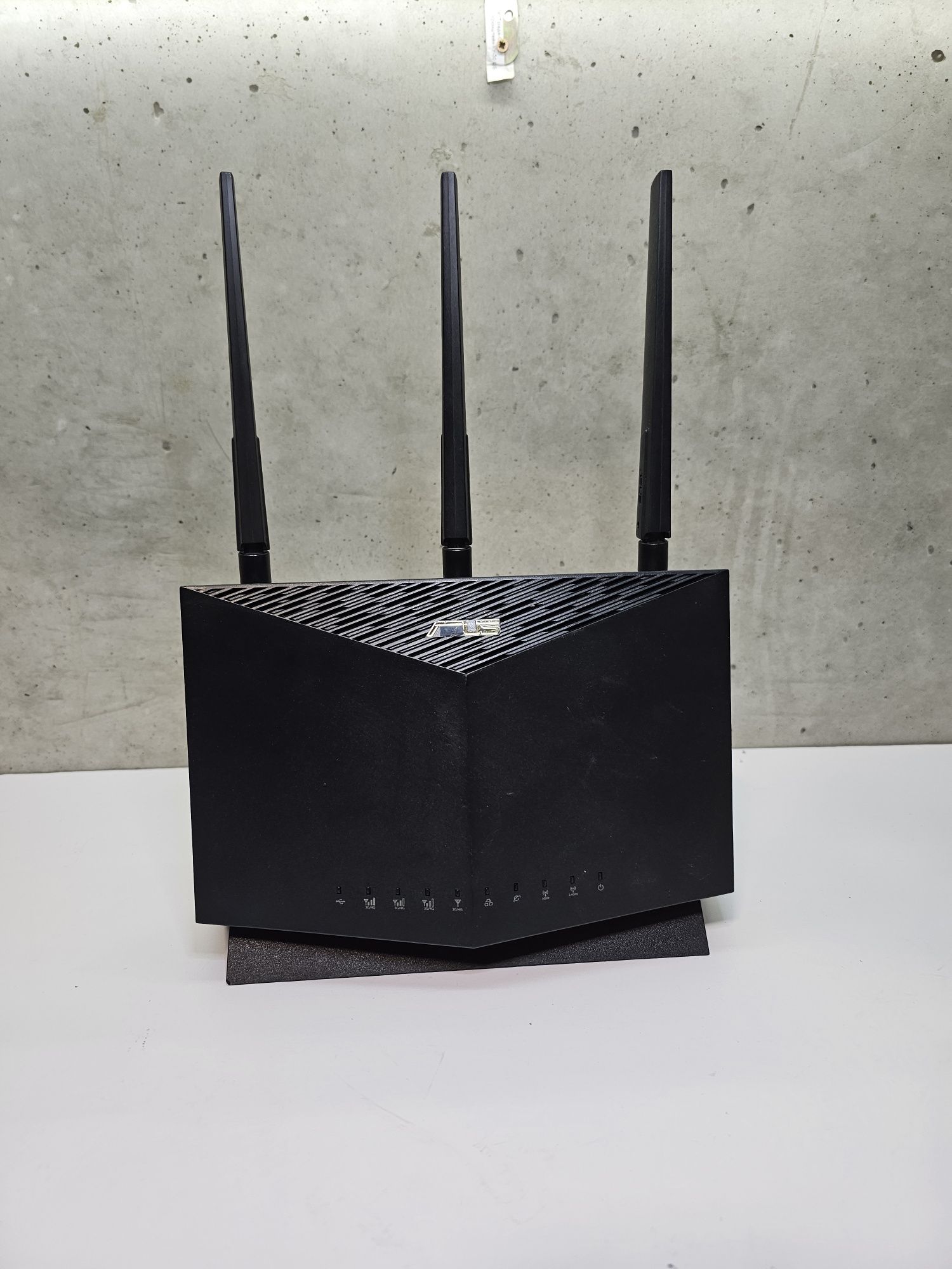 Бездротовий маршрутизатор (роутер) ASUS 4G-AC86U 4G LTE, Wi-Fi 5