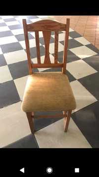 Krzesła w stanie dobrym