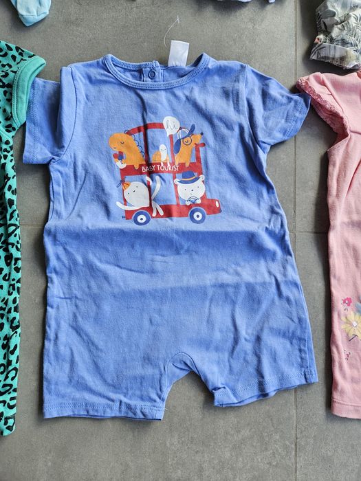 Paka rampersów dla dziewczynki rozmiar 74