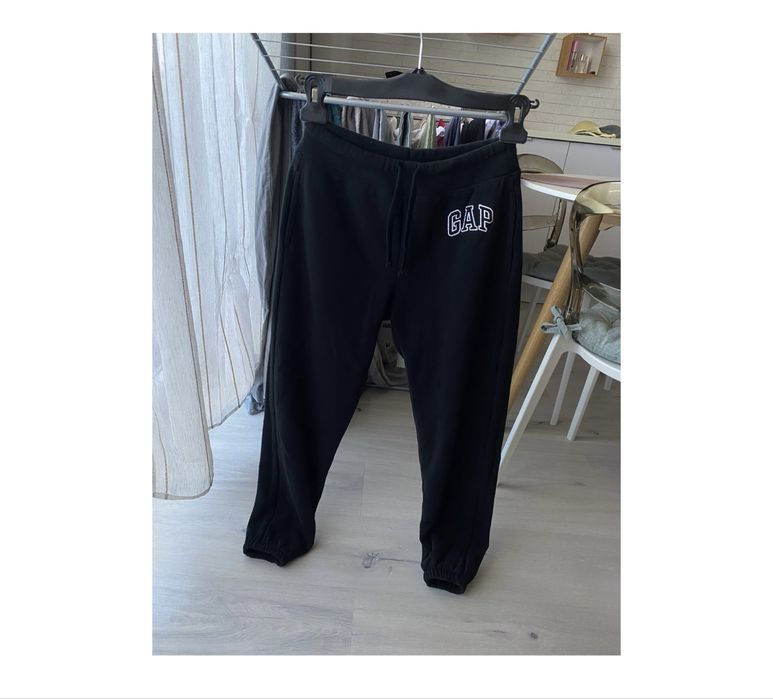 Spodnie dresowe gap