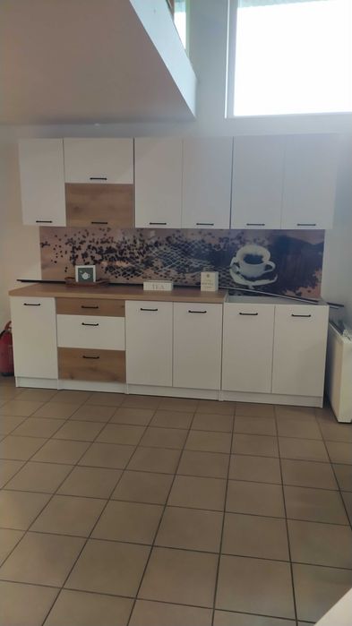 Sprzedam nowe meble kuchenne w różnych kolorach