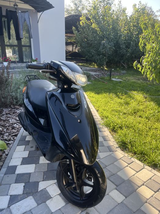 скутер Yamaha jog sa39 з контейнераДОКИ 4Тводяне охолодженя