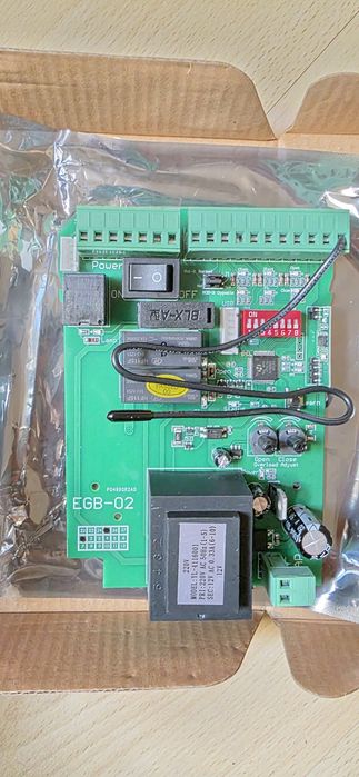 Portão deslizante - Placa Universal 220v