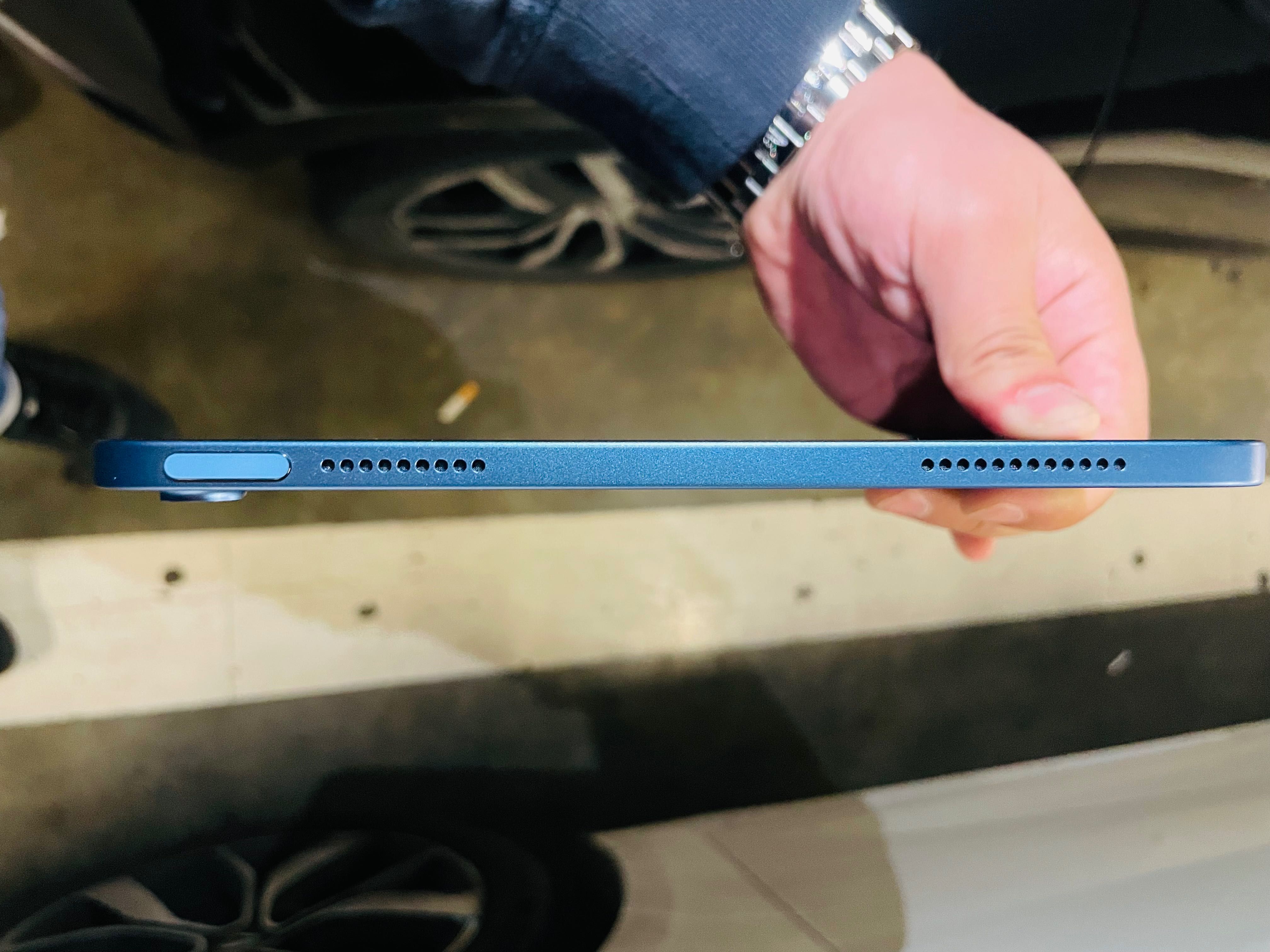 iPad 10 Th 64GB azul