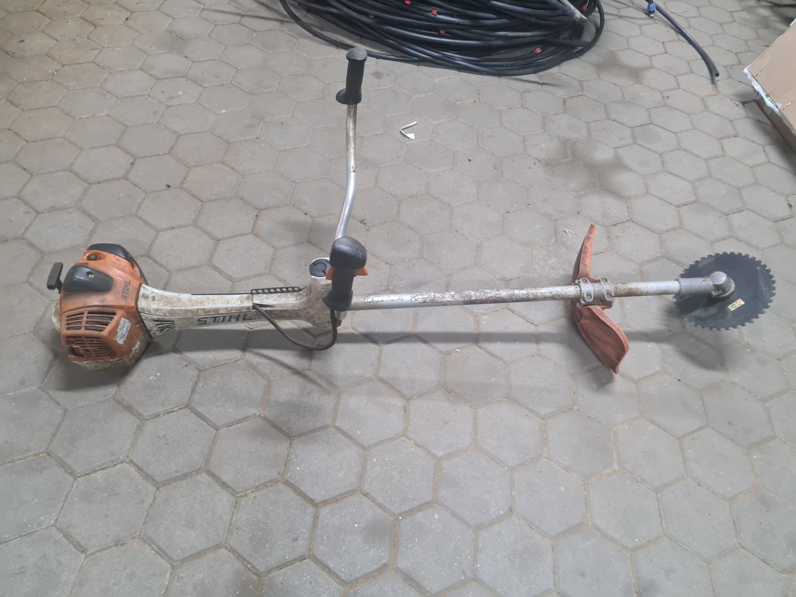 Motorocadora FS 560