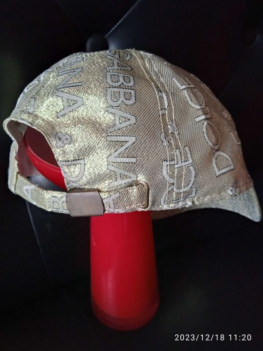 Czapka brokat złocisty; r.53/56cm; daszek, piękna, unikat, regulacja