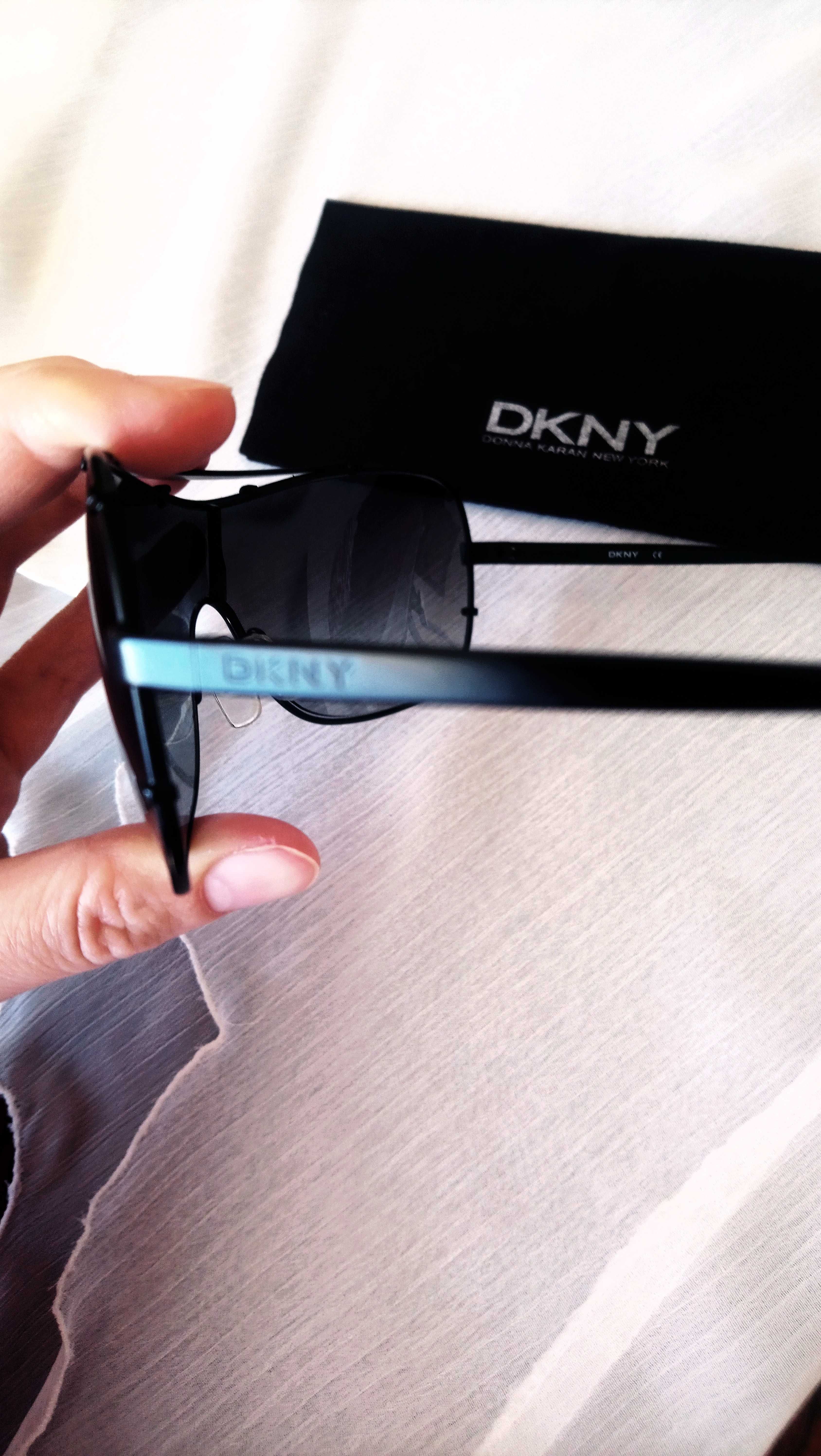 Okulary przeciwsłoneczne DKNY