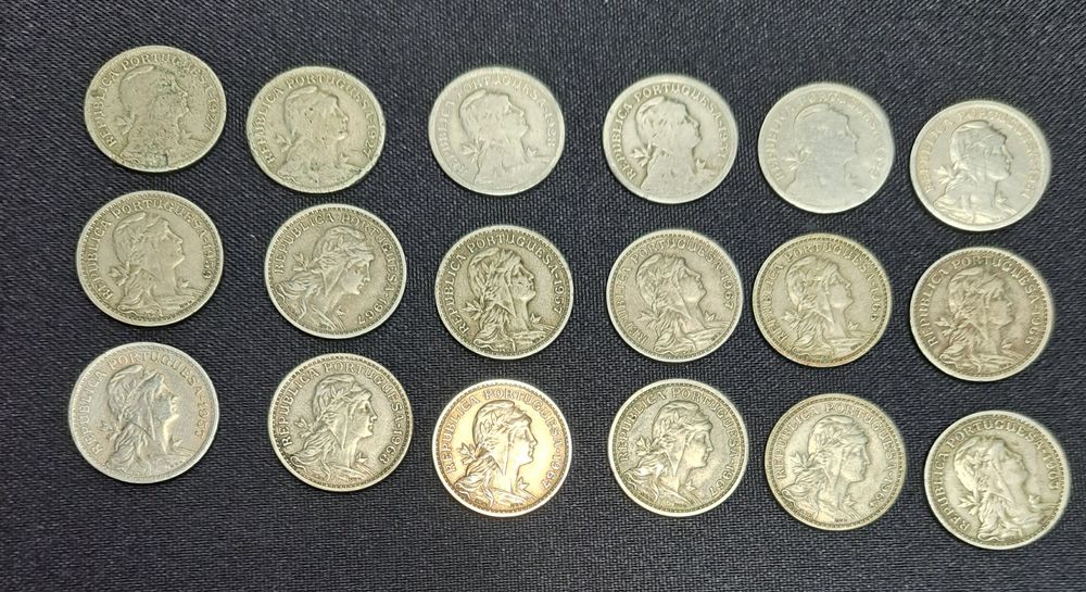 Coleção de moedas  50 centavos.