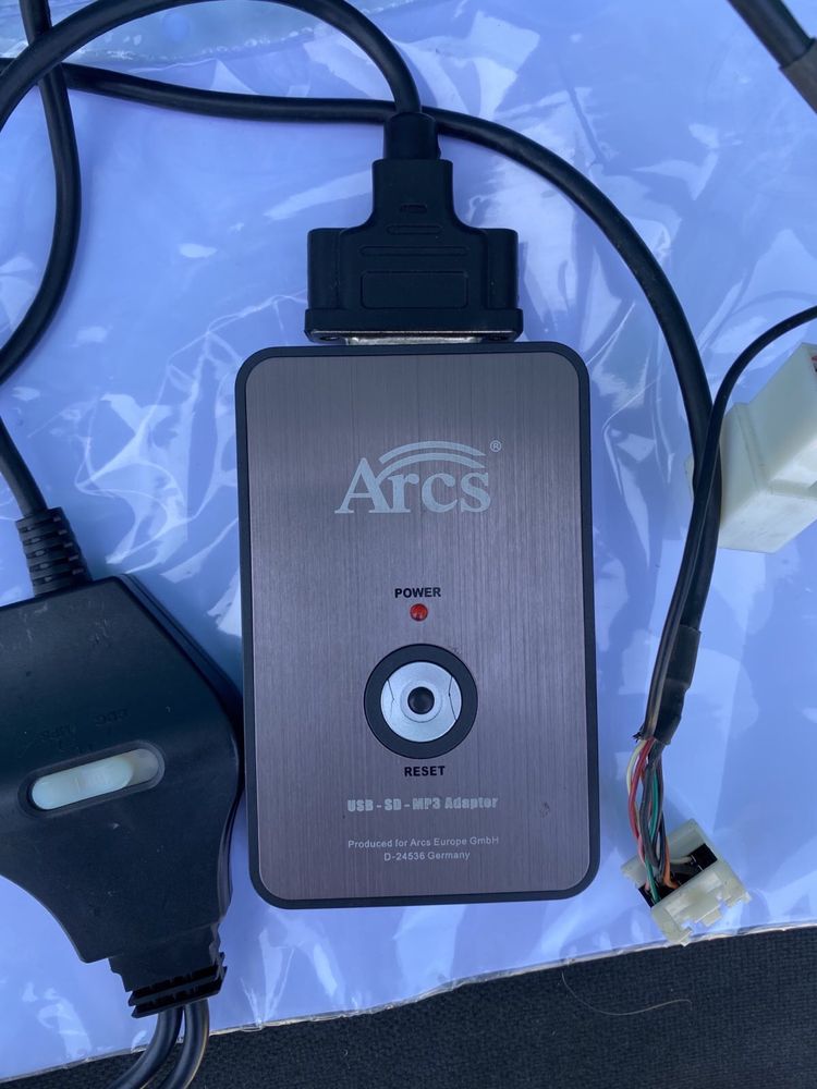 Автомобильный адаптер MP 3 USB