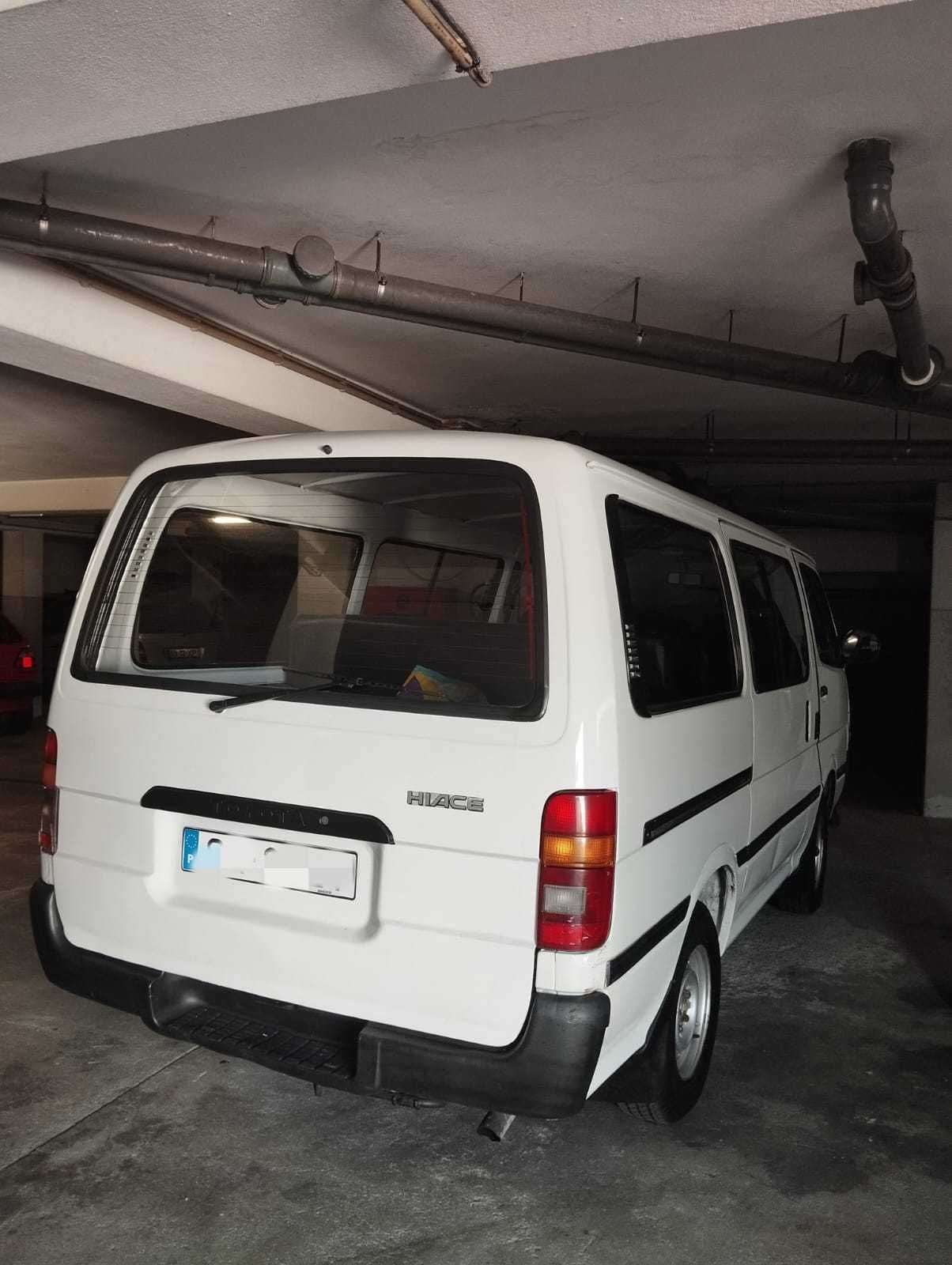 Toyota Hiace 1991 - 9 Lugares