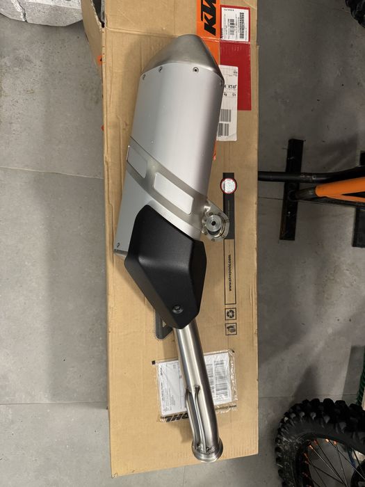 Nowy tlumik wydech KTM 890 890 R