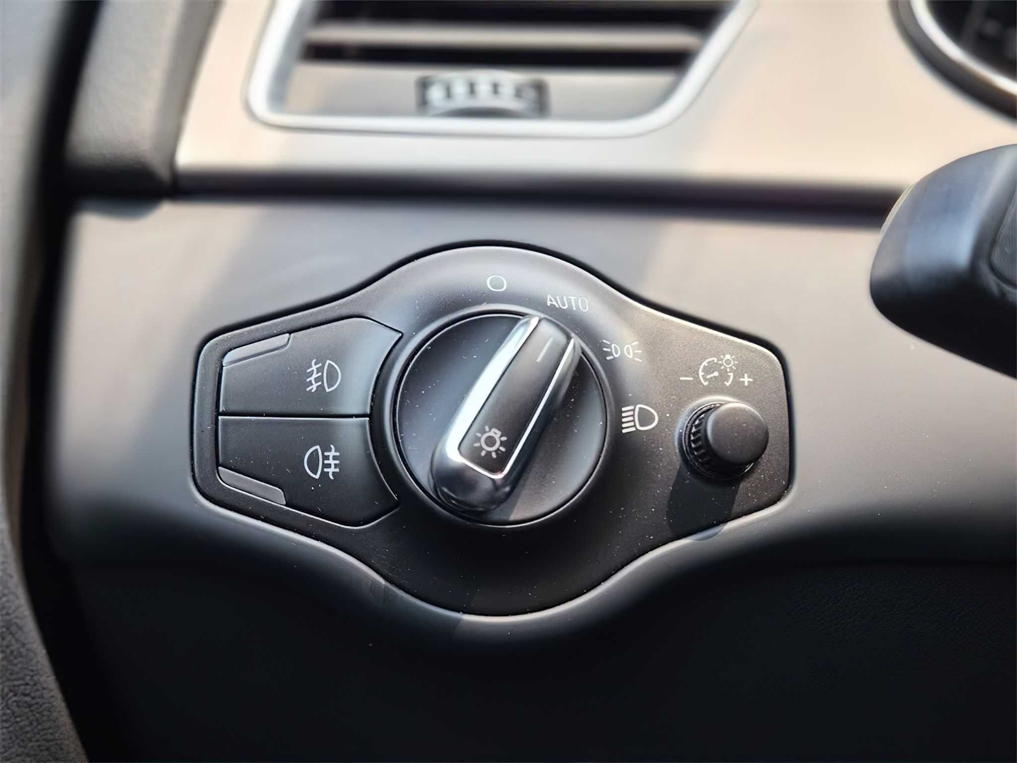 Audi A4 quattro Premium 2014