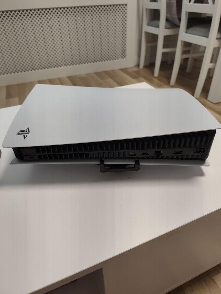 PlayStation 5 z napędem (CFI-1216A) + 2 pady + Gry! Stan Idealny!