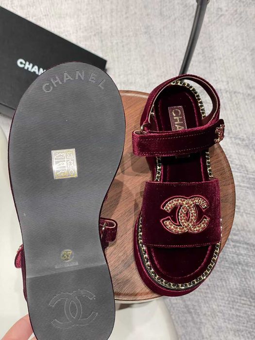 Buty, sandaly klapki, skora 210235