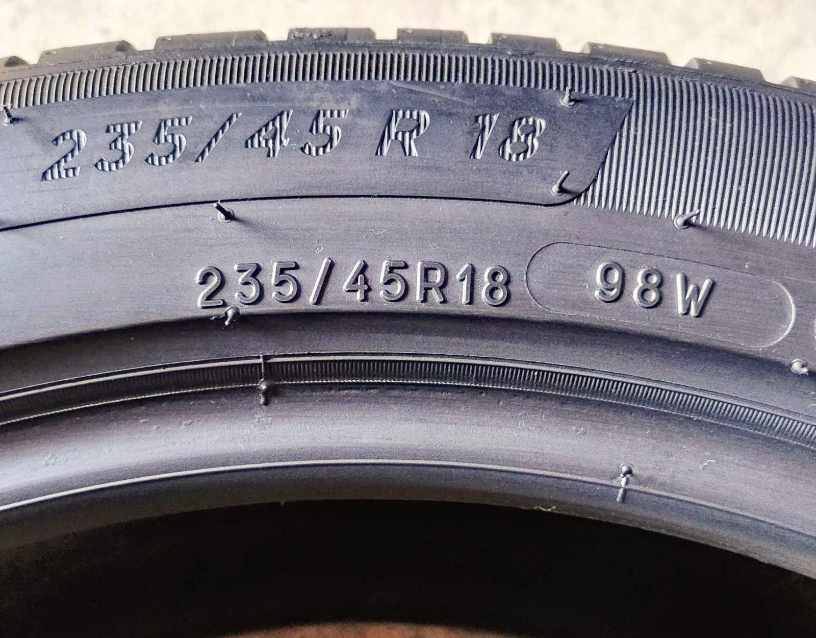 Шини літні R18 235/45 Michelin Primacy 4