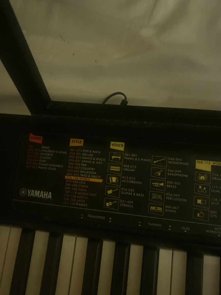 Teclado yamaha modelo psr-f52