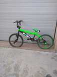 Bmx instinct freestyle
