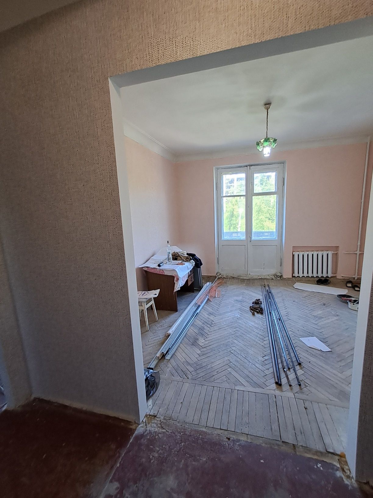 Продаж 3к кв,сталінка вул.Сімферопільська 3/2,Нова Дарниця.ЖД вокзал