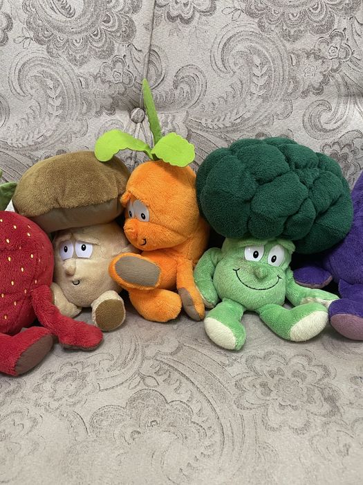 Мʼякі іграшки овочі та фрукти Goodness Gang