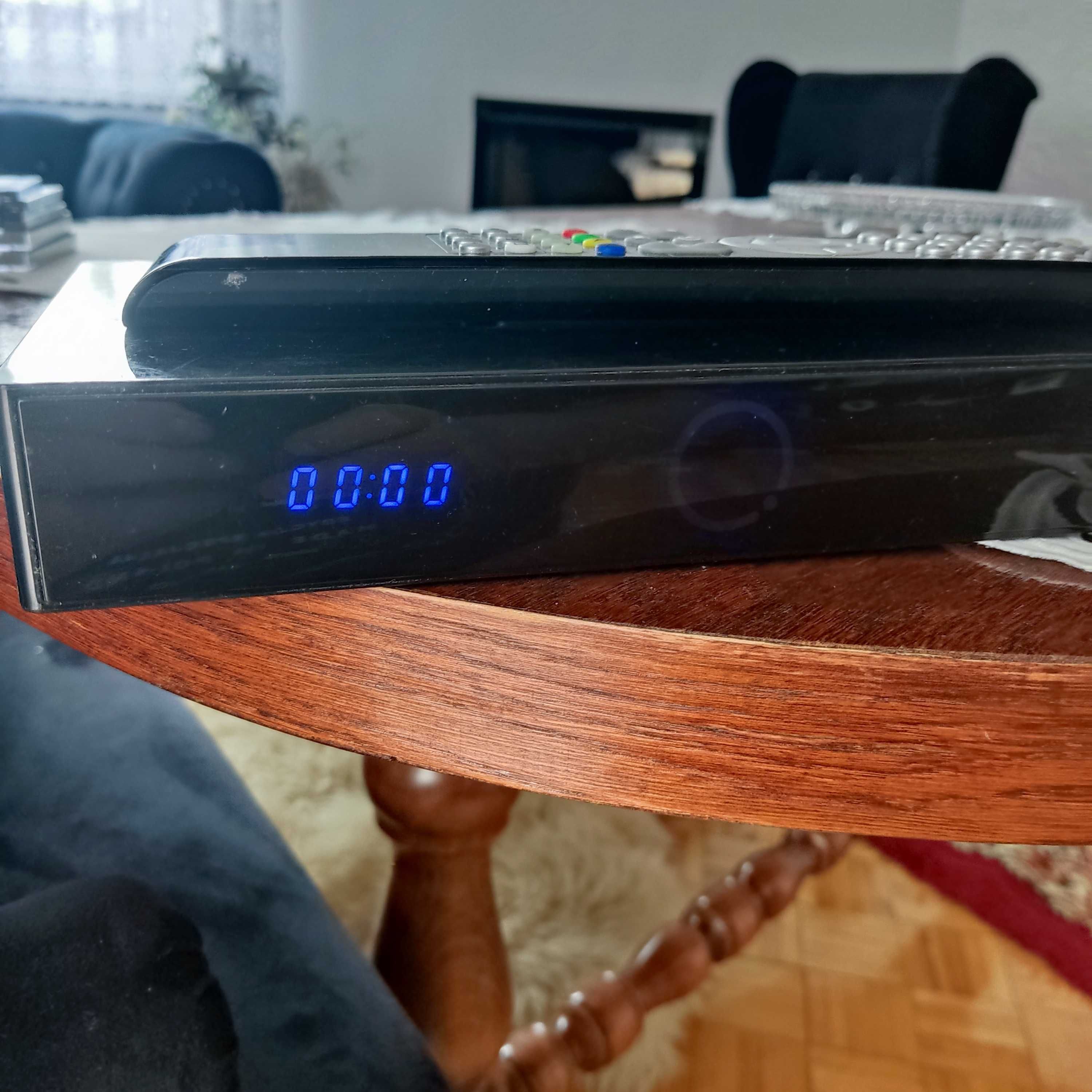 Tuner satelitarny Ariva 4K