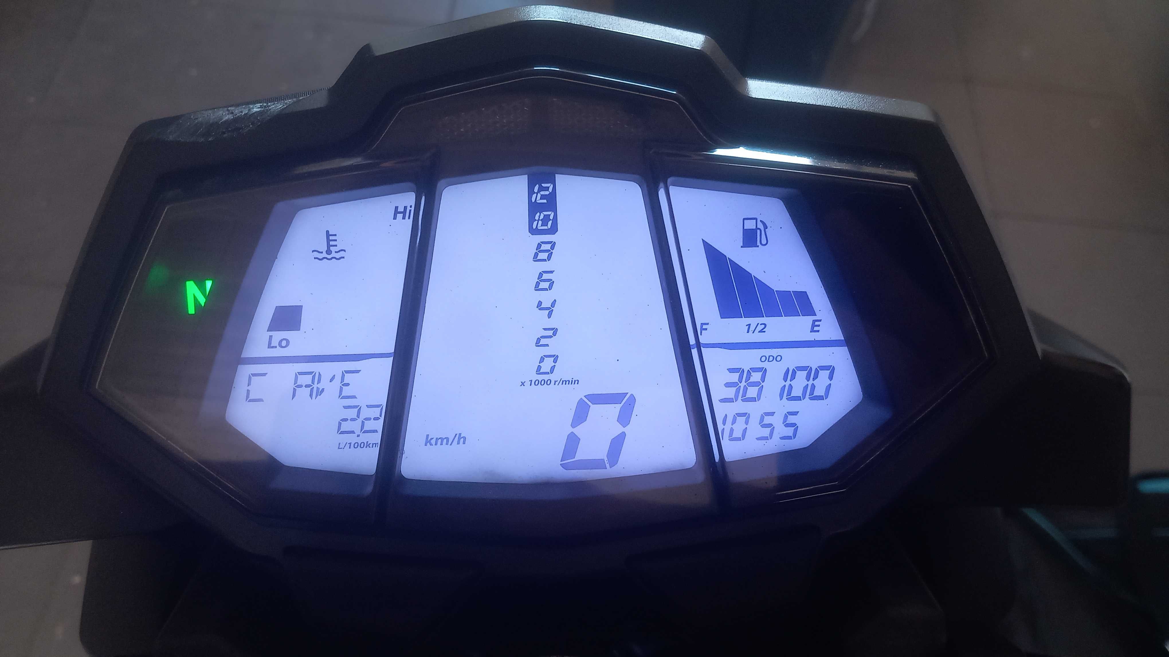 Yamaha MT-125 – Muito estimada, pronta a rolar!