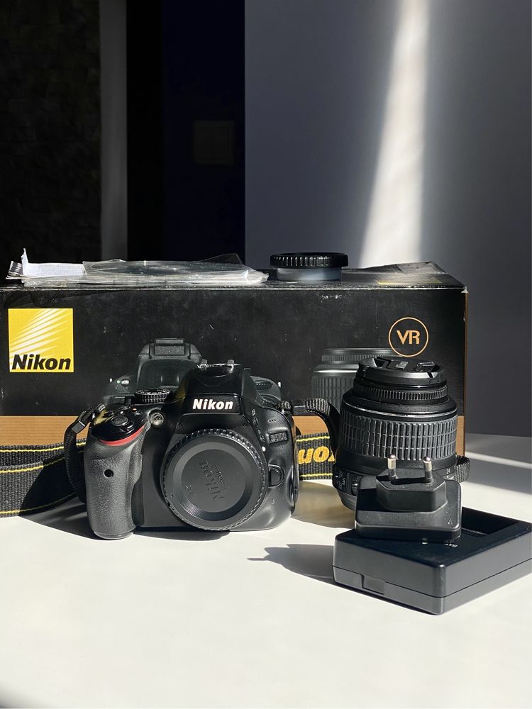 Nikon 5100 + об'єктив nikkor 18-55