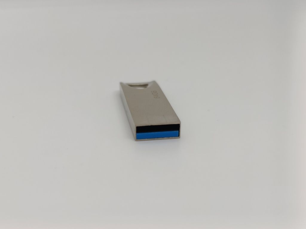 мініатюрна Флешка брелок металева срібна/чорна USB 2.0 64 гб