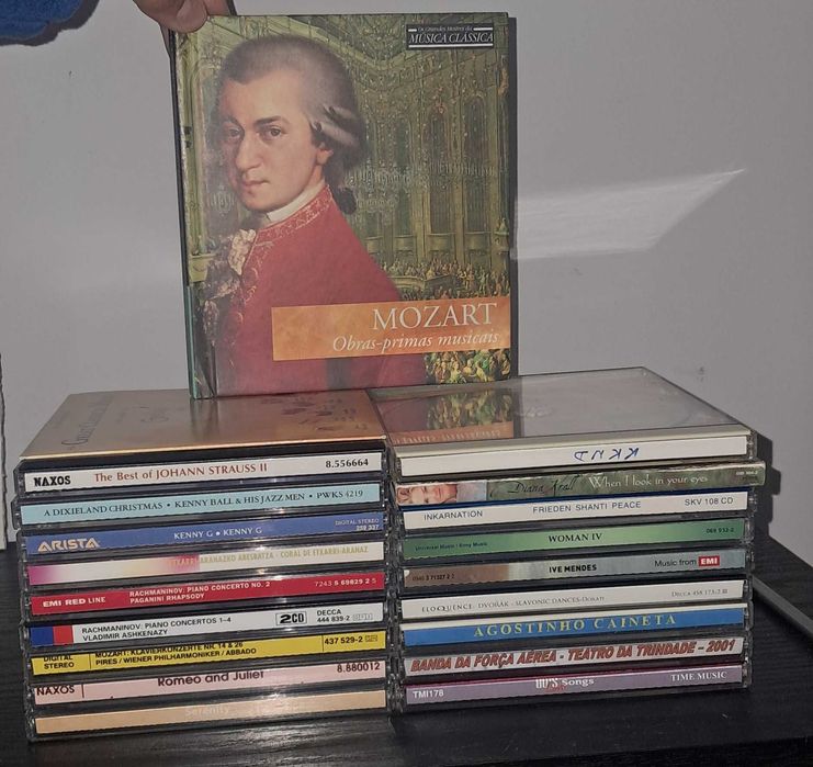 Conjunto lote 20 cds