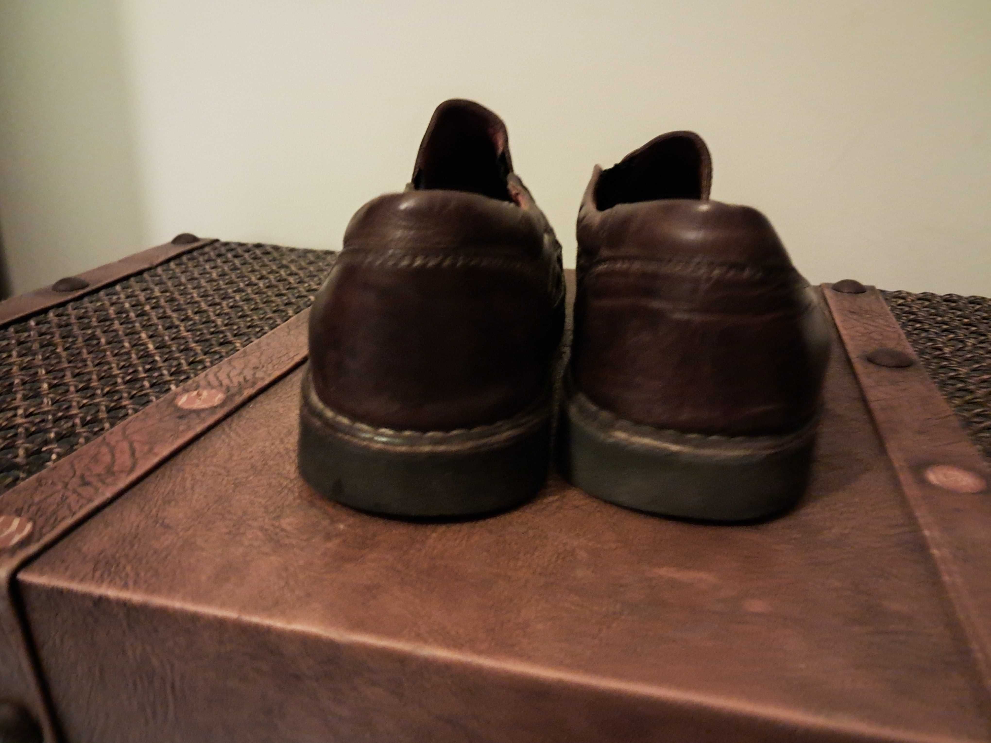 Sapatos homem 42